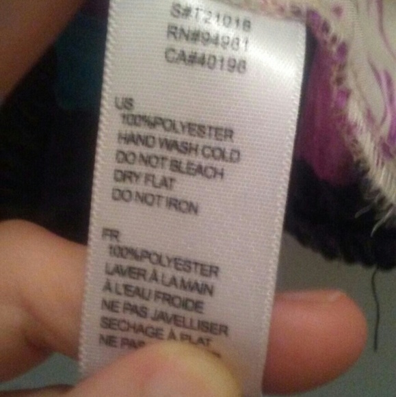 🎂🎂Adorable floral sleeveless shirt - Picture 4 of 4