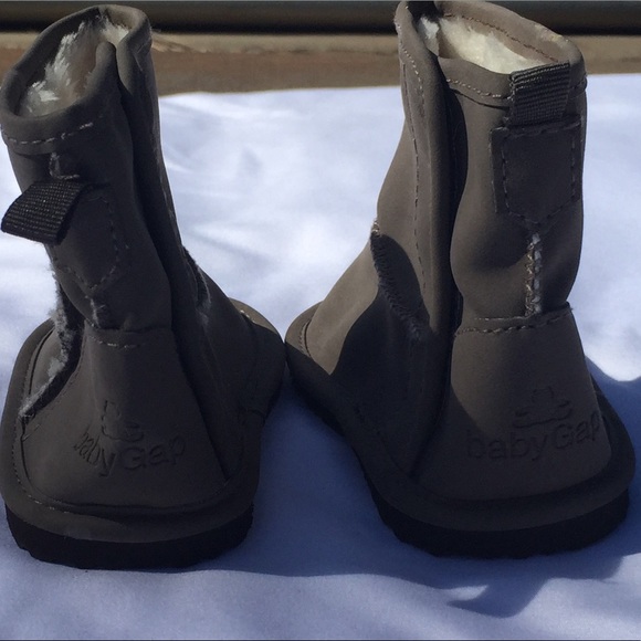 💋sold💋Gap baby brown booties - Picture 4 of 6