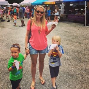 Meet your Posher, Brittney