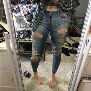american eagle ripped jeans