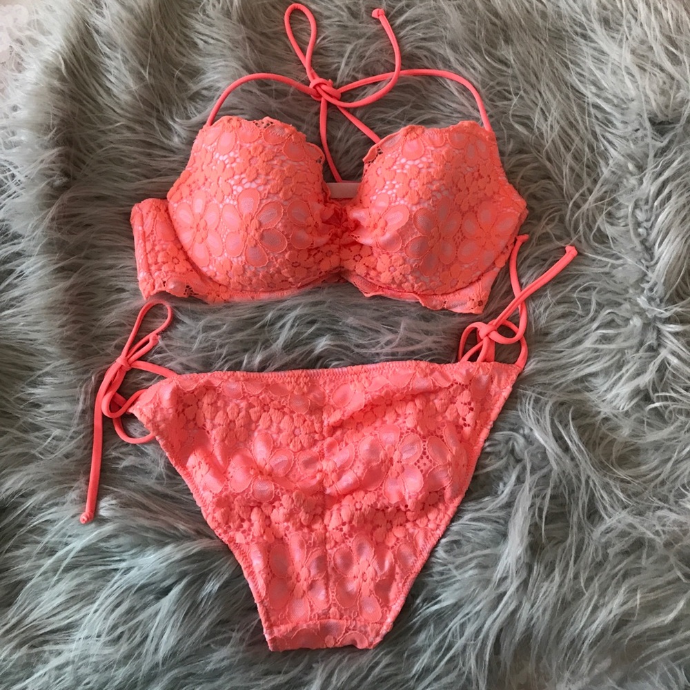 Victoria Secret bikini