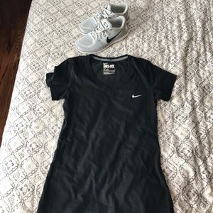 Nike dri-fit workout top