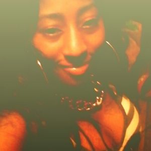 Meet your Posher, Jasmine