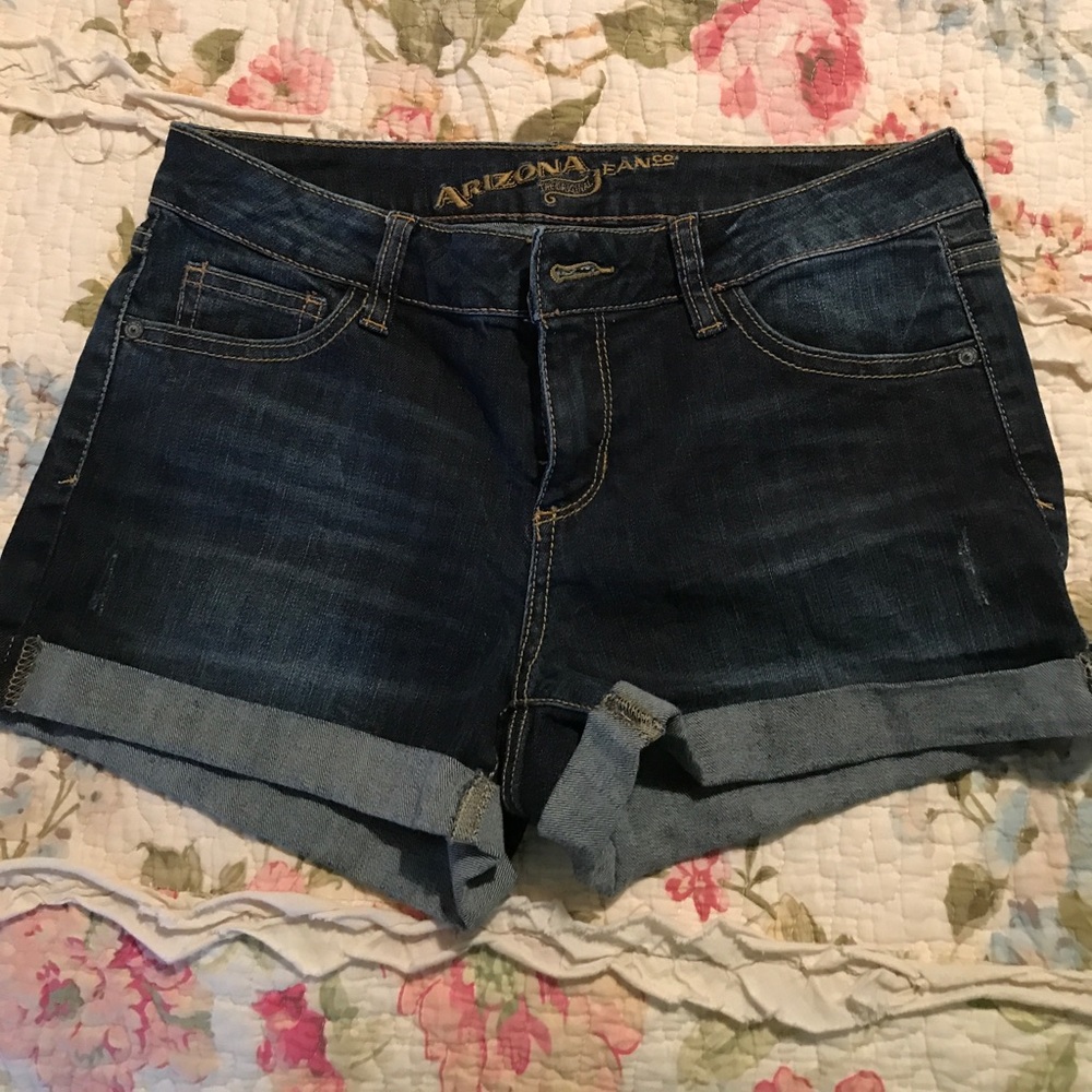 NWOT Arizona Jean Shorts