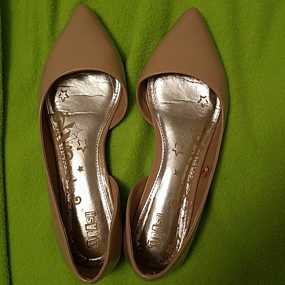 Brash nude shoe