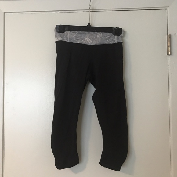 lululemon athletica Pants - Lululemon Crop Pants