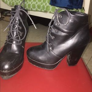 2 Heeled Boots‼️