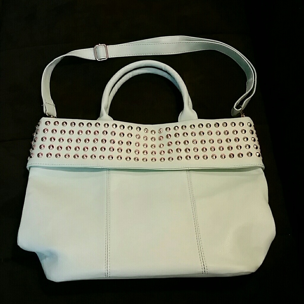 Mint Colored Purse w/Gold Studs