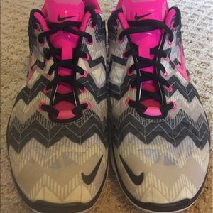 Chevron Nike sneakers