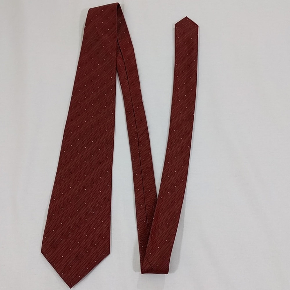 Men's tie red
