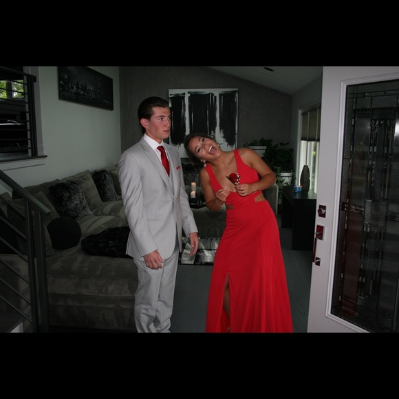 I am selling the RED PROM DRESS on the right. - Picture 2 of 4