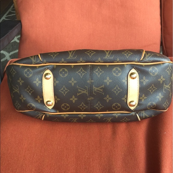 Louis Vuitton Galleria PM - Picture 3 of 8