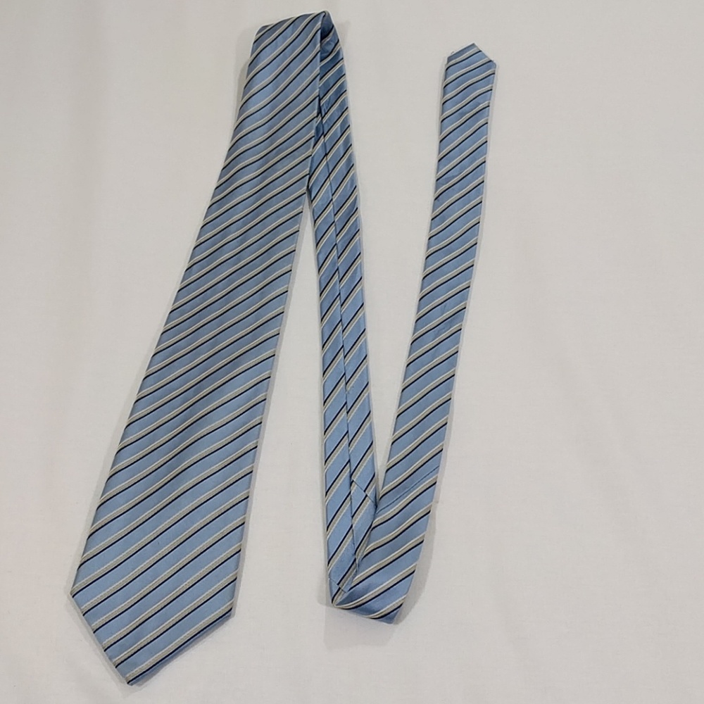 Men's tie light blue
