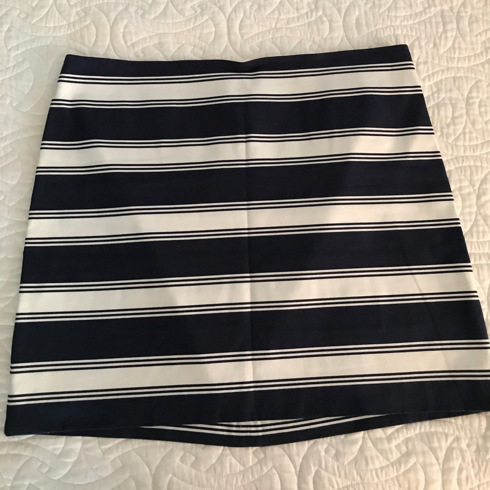 Vineyard Vines skirt