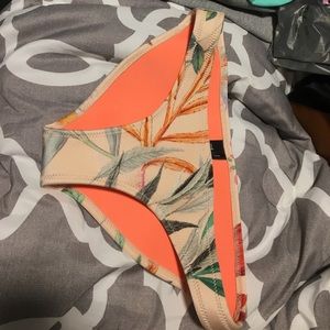 Triangl bottoms