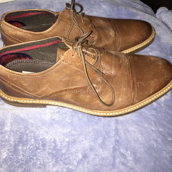 Size 10.5 Ben Sherman Brown Tie ups - Picture 2 of 4