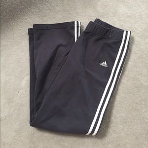 GRAY ADIDAS SWEATPANTS