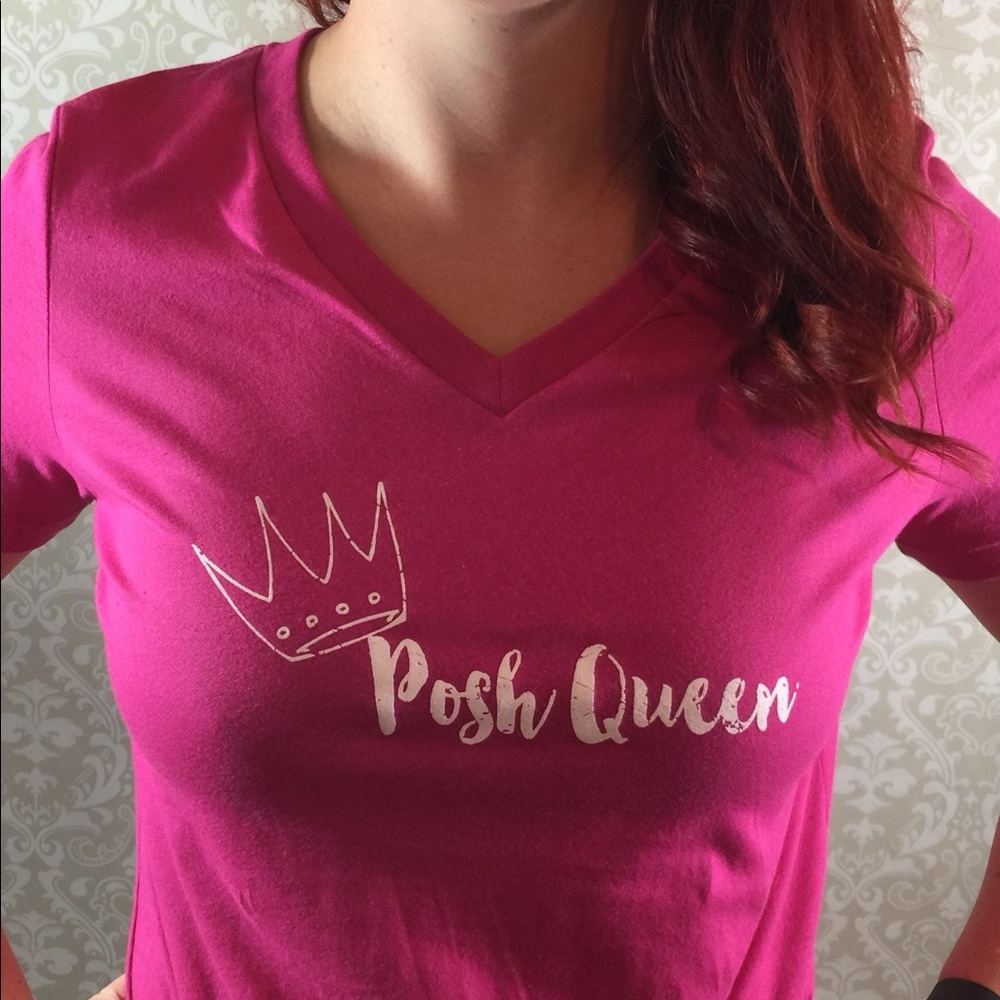 Posh Queen Tee - Picture 1 of 4