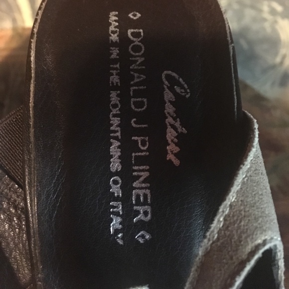 Donald J Pliner - Picture 2 of 8