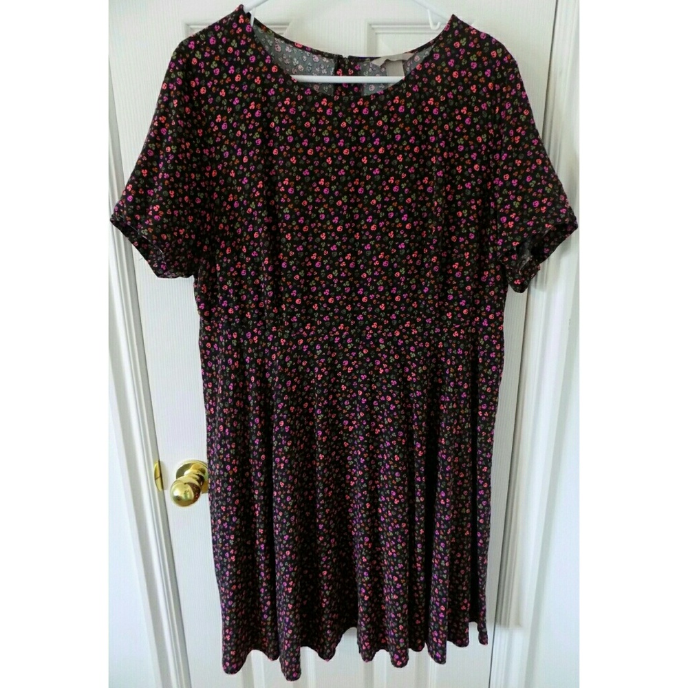⚡SALE! H&M+ Black Floral Dress