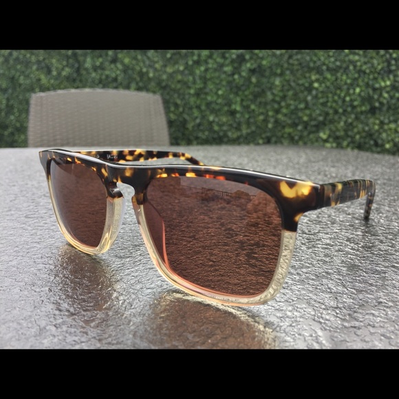 KREWE J.L.P. Tortoise & Champagne Sunglasses - Picture 2 of 3