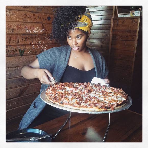 Meet your Posher, Rosalyn - Picture 1 of 1