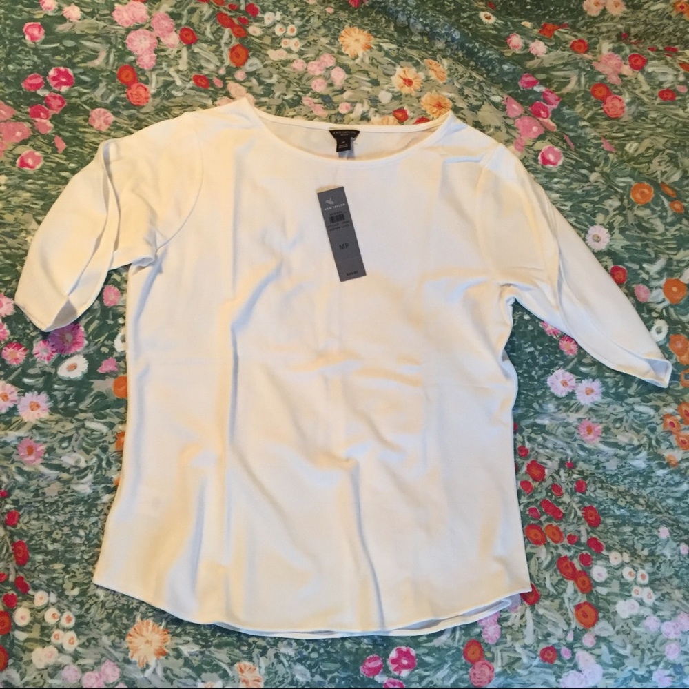 🌿Ann Taylor Petite Easy Slit Sleeve Tee🍃