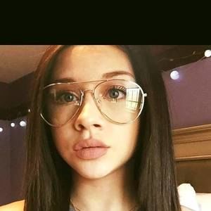 Meet your Posher, Ciara