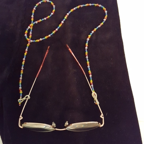 Beaded Glass Chain.🧡 - Picture 5 of 5