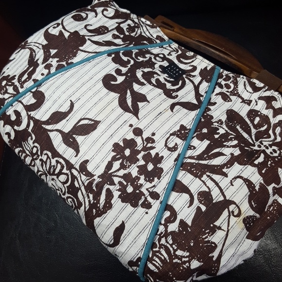 Lisa Lill Reversible Canvas Handbag - Picture 3 of 8