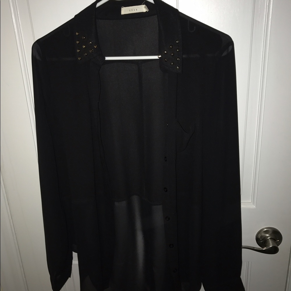 Long sleeve studded collar shirt
