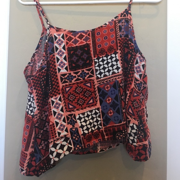 Patterned crop top - Picture 3 of 3