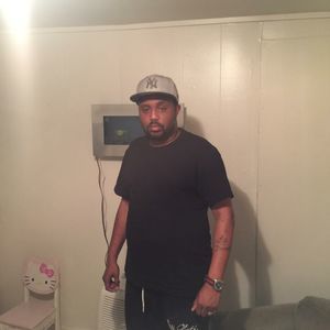 Meet your Posher, Damon