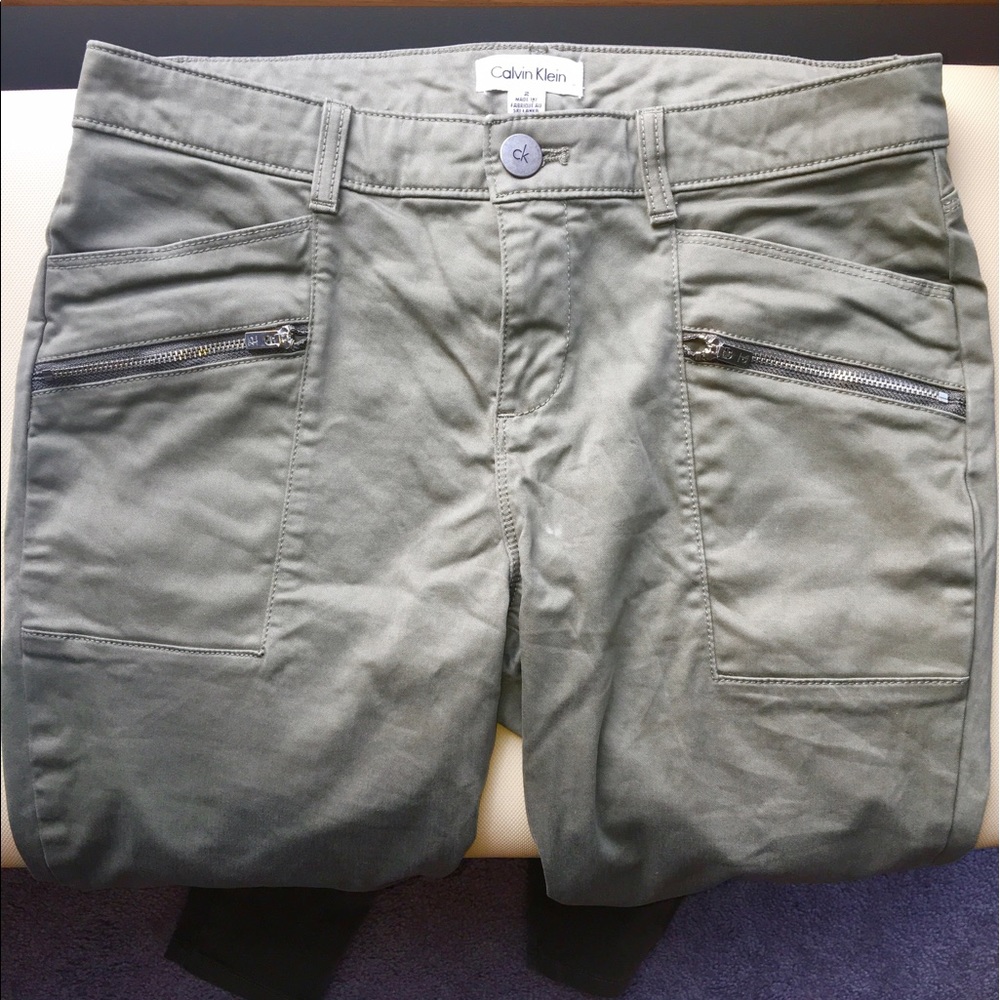 Calvin Klein crop pants