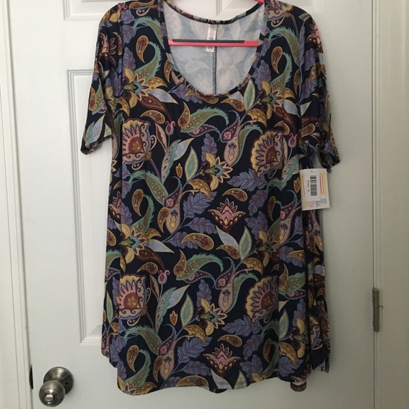 Xl perfect tee NWT - Picture 1 of 2