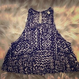 Billabong White & Black Pattern Top