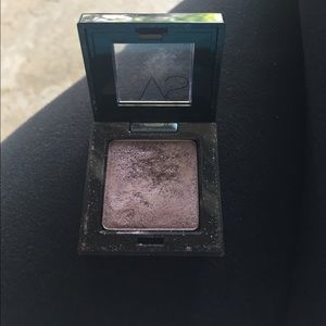 Victoria secret eyeshadow 2 colors!