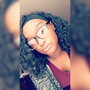 Meet your Posher, Esther