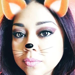 Meet your Posher, Lorena