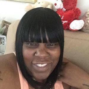 Meet your Posher, Monique