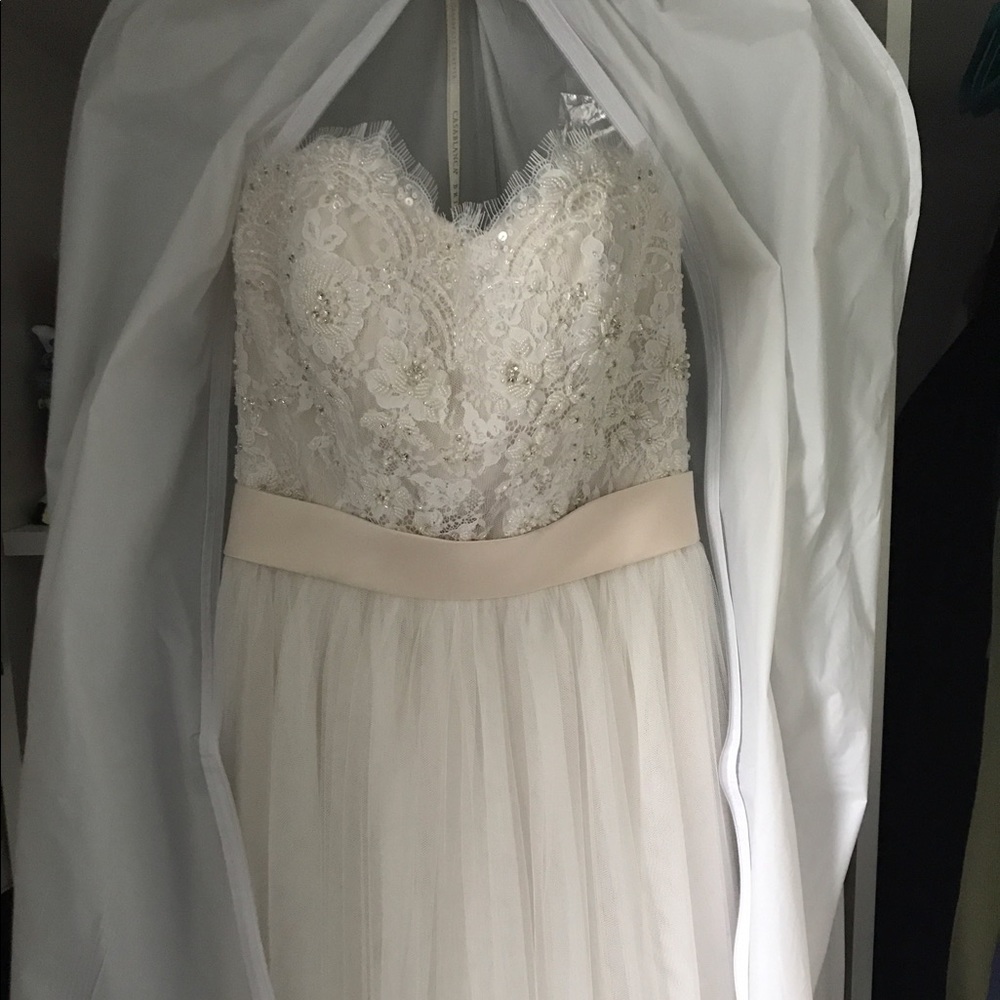 Wedding Dress - Picture 3 of 4