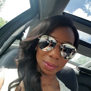 Meet your Posher, Adrian