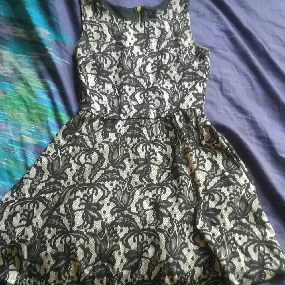 Black and White Floral Lace Dress