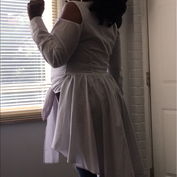 COLD SHOULDER White Fishtail Shirt - Picture 2 of 3