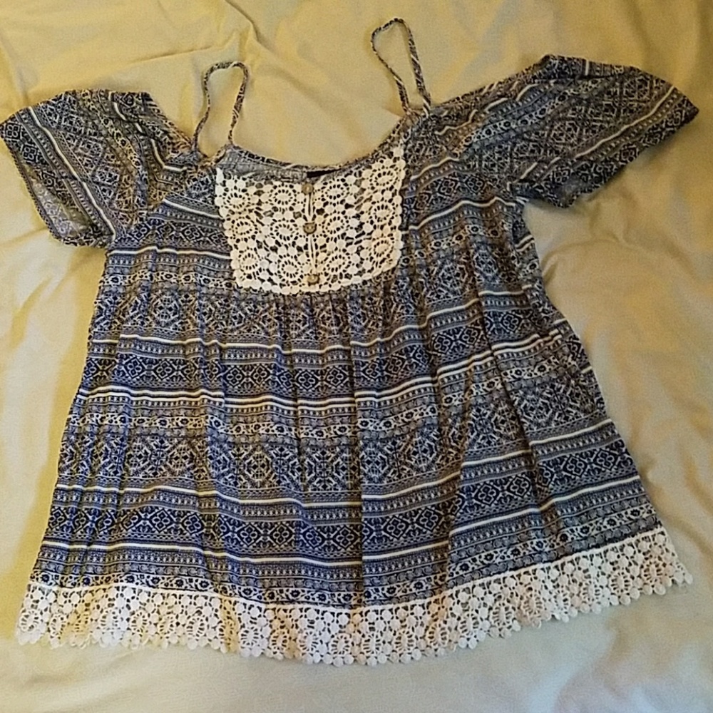 Rue 21 off shoulder top