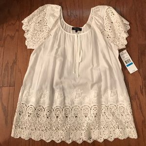 Karen Kane XL Cream Colored Embroidered Top
