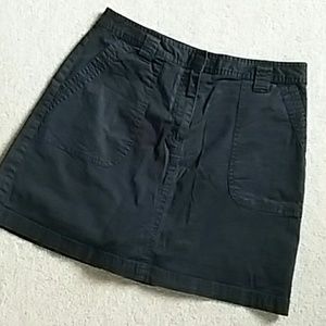 Black skort