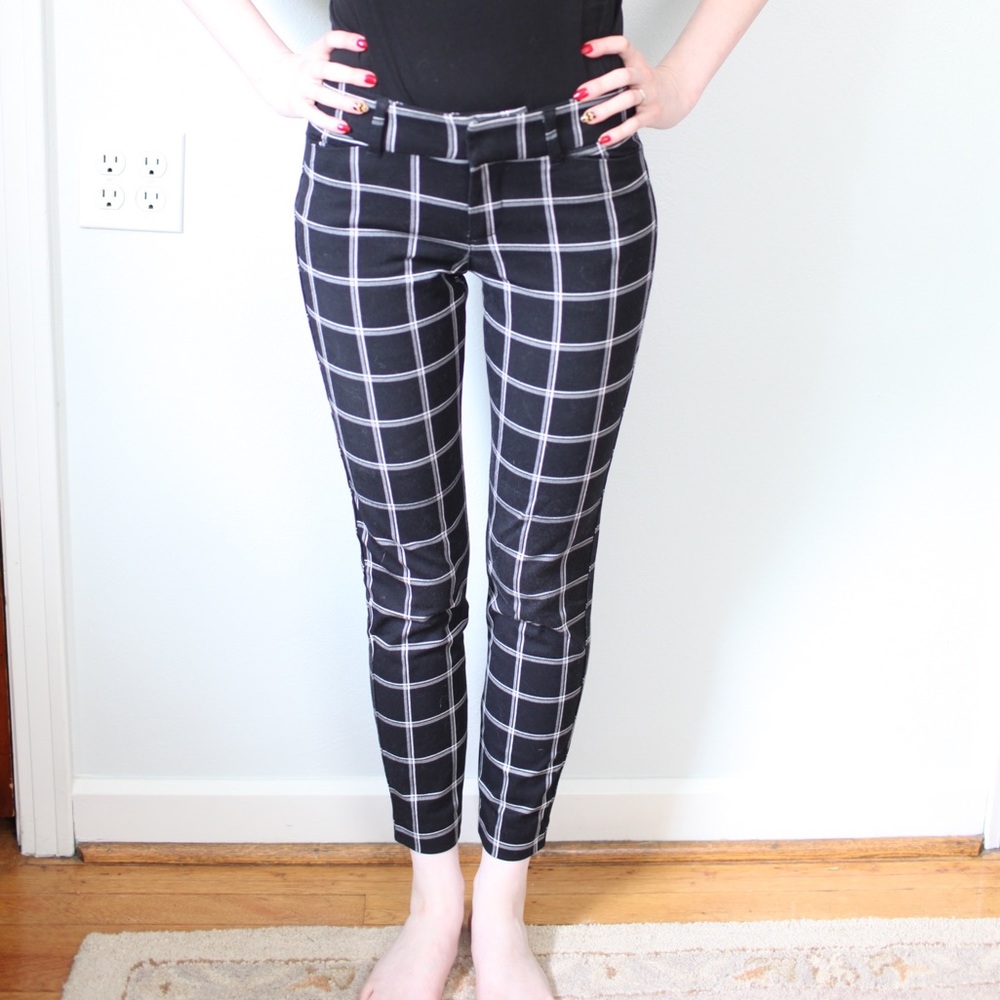 Old Navy Pixie Pants - windowpane print