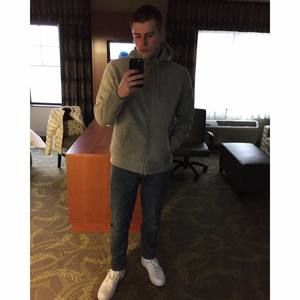 Meet your Posher, Hayden