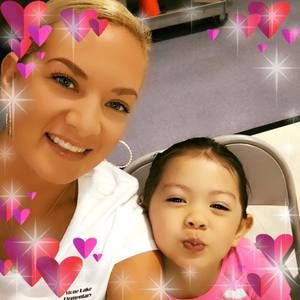 Meet your Posher, Desiree